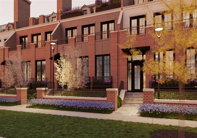 Listing Photo 3 - Condo for sale in building located at 249 Townsend St, Birmingham, MI 48009 - Unit #2