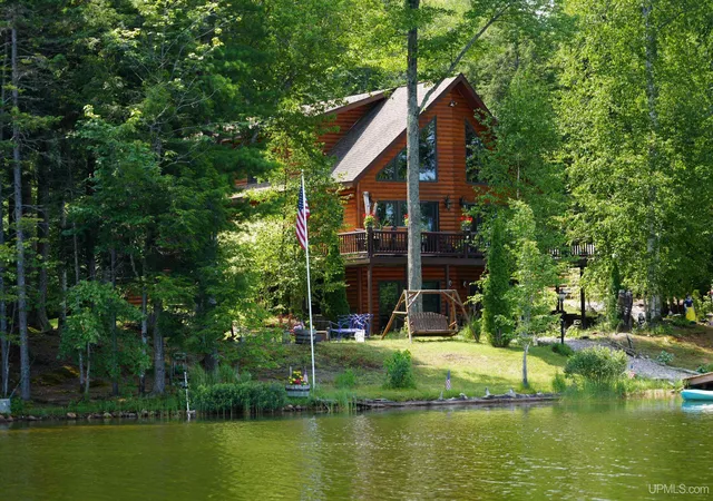Photo 2 of Single family home for sale at 3974 N Hayward (access To Angel Island), Munising, MI 49862 | MLS# 50150190 | Listing updated on 2026-07-31