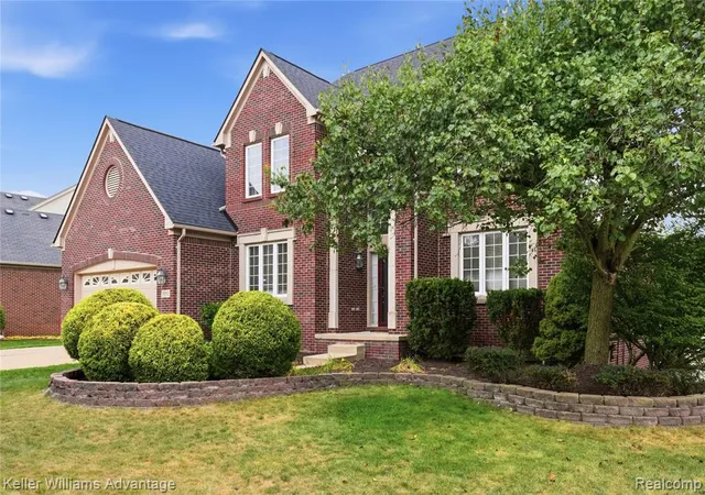 Photo 2 of Single family home for sale at 17012 Algonquin Dr, Northville, MI 48168 6801 | MLS# 61024051 | Listing updated on 2026-09-17