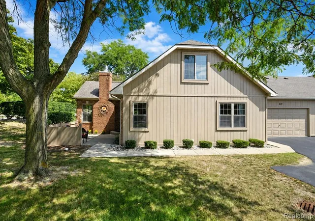 Photo 1 of Condo for sale at 619 Perry Creek Dr #48, Grand Blanc, MI 48439 1478 | MLS# 61023411 | Listing updated on 2026-09-14