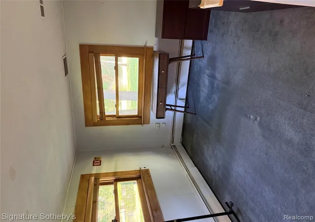 Homes for sale in Bloomfield Hills, MI | 1829 Wellington Ave, Bloomfield Hills, MI 48302 | MLS# 61004738