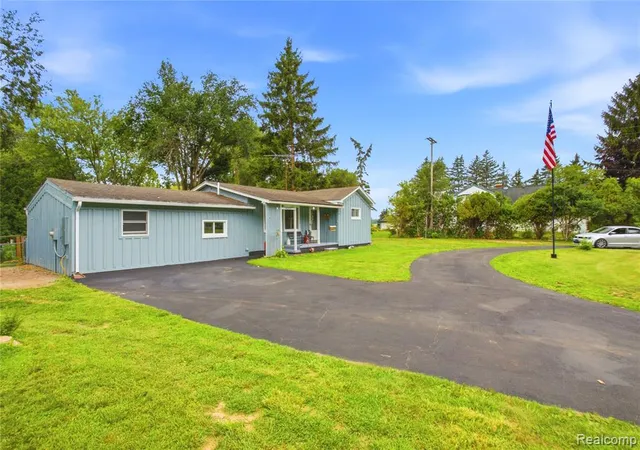 2nd image of 4945 Miller Rd, Ann Arbor, MI 48103 | MLS# 61022721