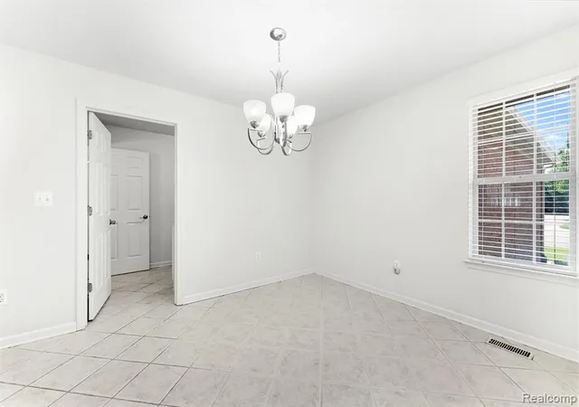 5th image of 17437 Averhill Blvd, Macomb, MI 48042 | MLS# 61022838