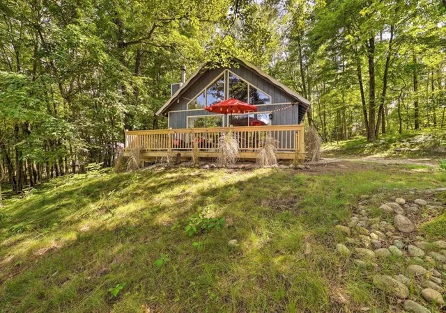 Homes for sale in Stanwood, MI | 12155 Dubois Dr, Stanwood, MI 49346 | MLS# 70540420