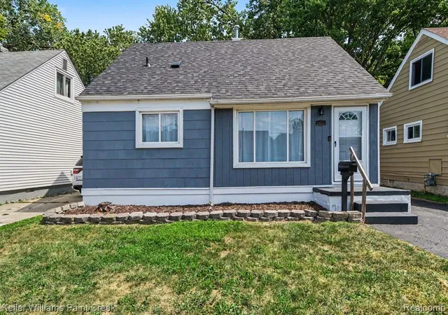 Photo 1 of Single family home for sale at 24652 Lauren Ave, Warren, MI 48089 4734 | MLS# 61025274 | Listing updated on 2026-09-05