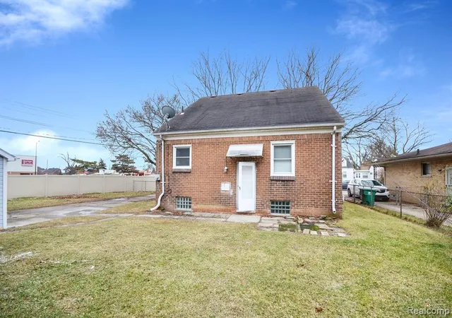 25th image of 15065 Lincoln Ave, Eastpointe, MI 48021 | MLS# 60961395