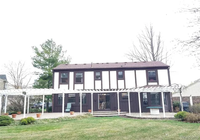 1st image of 649 Bedford Dr, Westland, MI 48185 | MLS# 40162058