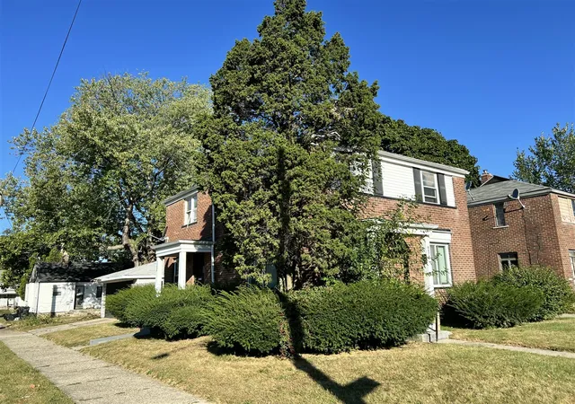 2nd image of 8873 Rutherford St, Detroit, MI 48228 | MLS# 70524209