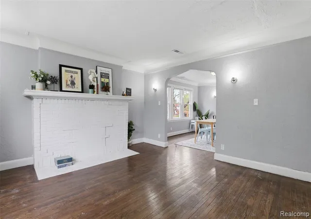 2nd image of 4400 Buckingham Ave, Detroit, MI 48224 | MLS# 60988956