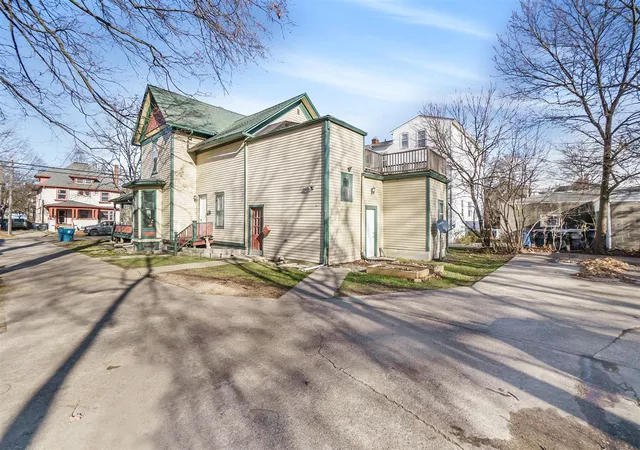 5th image of 709 W Lovell St, Kalamazoo, MI 49007 | MLS# 70519173