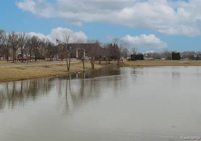 30th image of 1560 W Lakeview Ln, Canton, MI 48187 6624 | MLS# 60989669