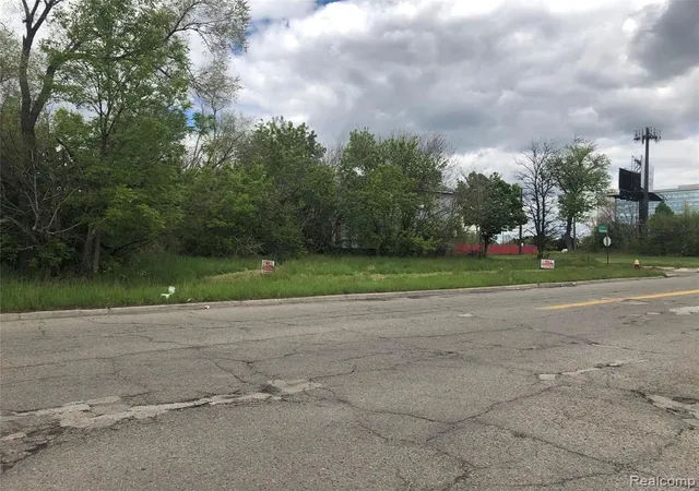 Photo 1 of Land for sale at 1129 Holbrook, Detroit, MI 48211 | MLS# 40175532 | Listing updated on 2026-06-23