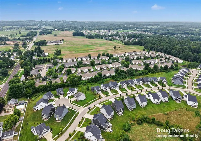 Listing Photo 4 - Condo for sale in building located at 8215 Stoney Ln, Byron Center, MI 49315