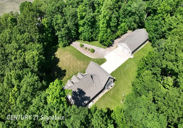 Homes for sale in Chesaning, MI | 7147 Gary Rd, Chesaning, MI 48616 | MLS# 50200854