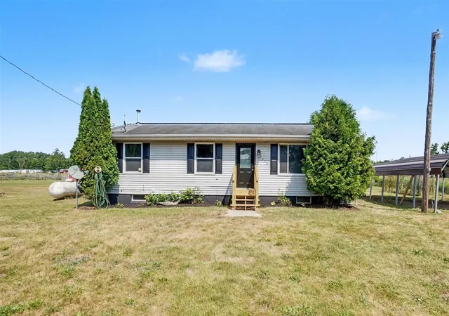3rd image of 6918 S Saddler Rd, Chase, MI 49623 | MLS# 70548887