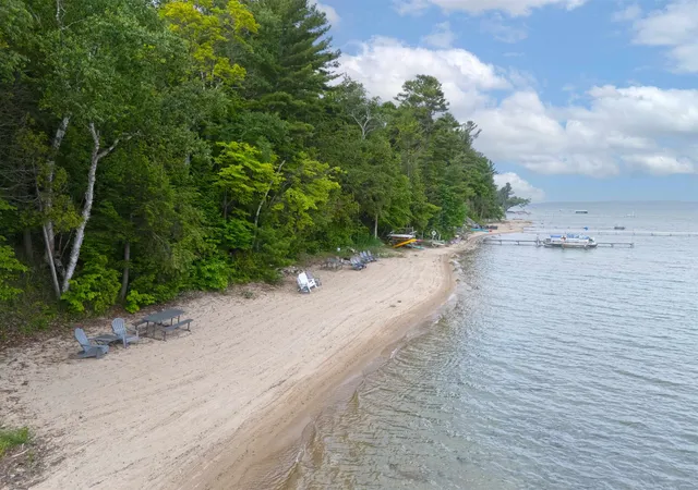 Homes for sale in Williamsburg, MI | 8934 Crockett Rd, Williamsburg, MI 49690 | MLS# 80070688