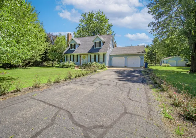 Photo 2 of Sale Pending at 7120 15 1/2 Mile Rd, Marshall, MI 49068 | MLS# 70528165 | Listing updated on 2026-09-15