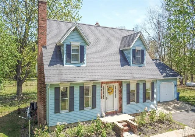Photo 4 of Sale Pending at 7120 15 1/2 Mile Rd, Marshall, MI 49068 | MLS# 70528165 | Listing updated on 2026-09-15