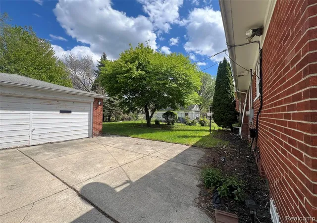 Homes for sale in Detroit, MI | 9414 Appoline St, Detroit, MI 48228 | MLS# 60991326