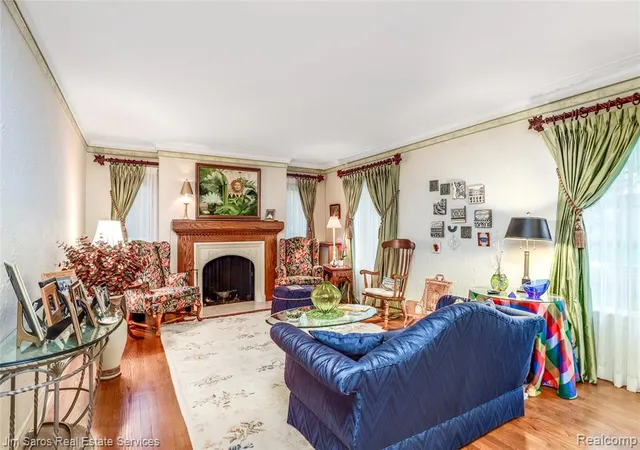 3rd image of 764 Harcourt Rd, Grosse Pointe Park, MI 48230 | MLS# 61005018