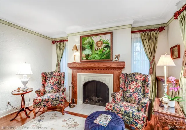 5th image of 764 Harcourt Rd, Grosse Pointe Park, MI 48230 | MLS# 61005018