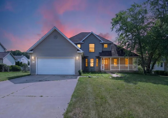 Homes for sale in Tecumseh, MI | 812 Derby Dr, Tecumseh, MI 49286 | MLS# 70543400