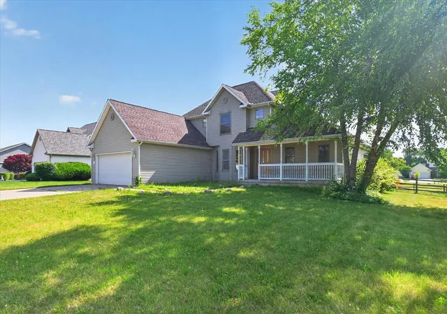 Homes for sale in Tecumseh, MI | 812 Derby Dr, Tecumseh, MI 49286 | MLS# 70543400