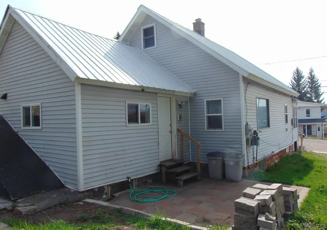 Homes for sale in Hancock, MI | 414 Ryan St, Hancock, MI 49930 | MLS# 50203509