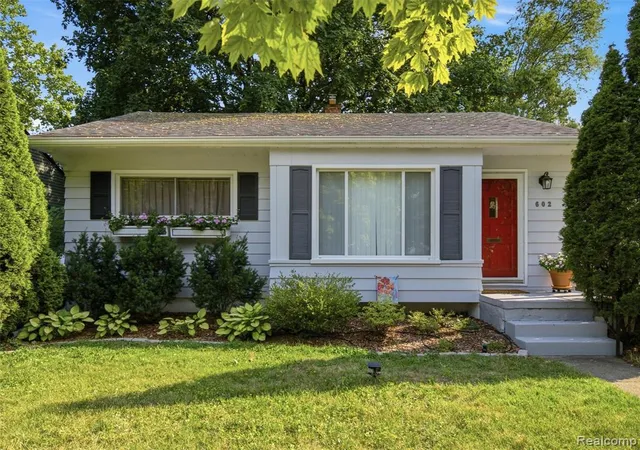 1st image of 602 Dewey St, Royal Oak, MI 48067 | MLS# 61023233