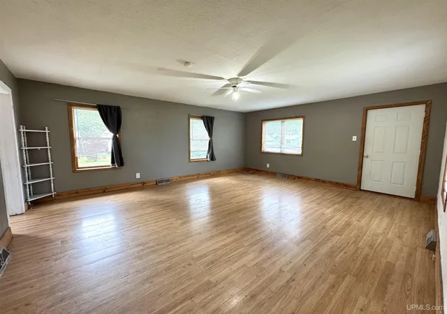 Homes for sale in Negaunee, MI | 52 Midway Dr, Negaunee, MI 49866 | MLS# 50213618