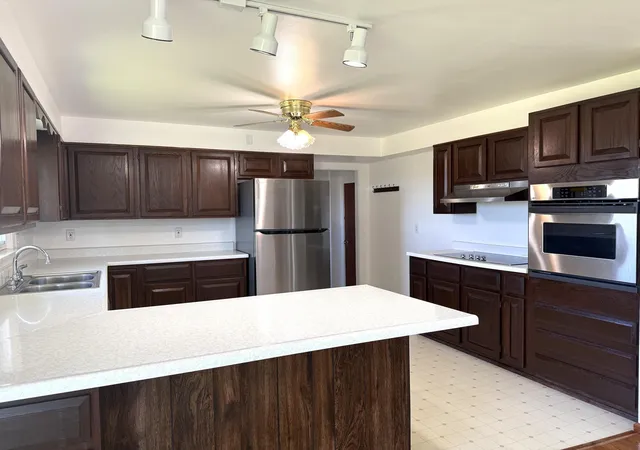 Homes for sale in Essexville, MI | 457 E Center Rd, Essexville, MI 48732 | MLS# 50209926