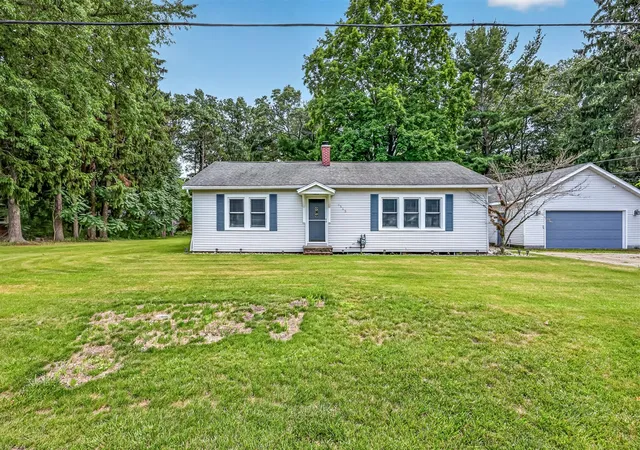 Homes for sale in Montague, MI | 4945 Wilcox St, Montague, MI 49437 | MLS# 70542519