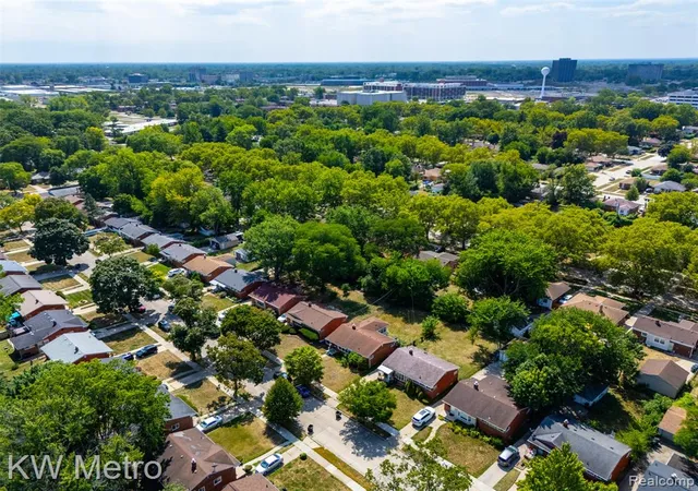 Photo 39 of Single family home for sale at 22011 Whitmore St, Oak Park, MI 48237 | MLS# 61023244 | Listing updated on 2026-08-30