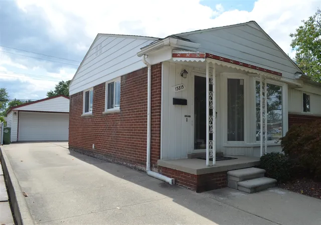 Photo 3 of Sale Pending at 13815 Spruce St St, Southgate, MI 48195 | MLS# 70498515 | Listing updated on 2025-11-20