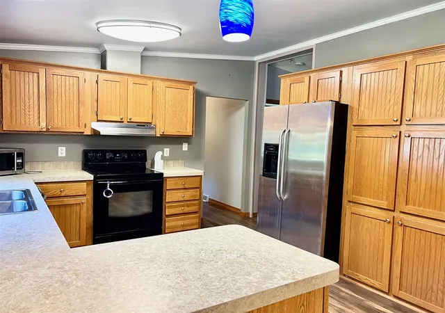 Photo 3 of Sale Pending at 96 Raven Lakes Dr, Muskegon, MI 49442 | MLS# 70492393 | Listing updated on 2025-11-14