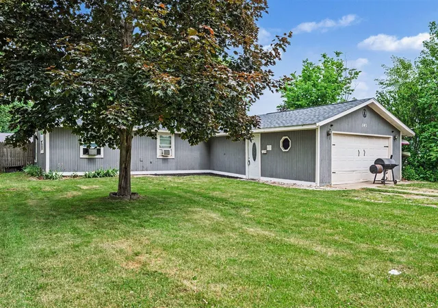 Homes for sale in Constantine, MI | 145 W Lafayette St, Constantine, MI 49042 | MLS# 70536087