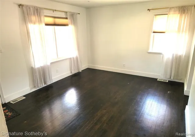 5th image of 1726 Silman St, Ferndale, MI 48220 | MLS# 61003974