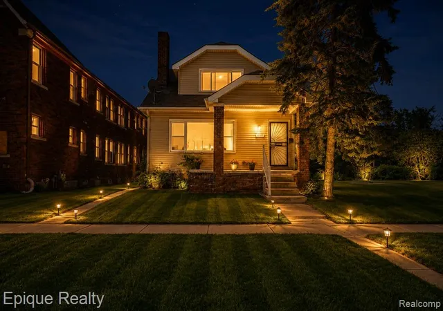 33rd image of 16901 Log Cabin St, Highland Park, MI 48203 | MLS# 60997851