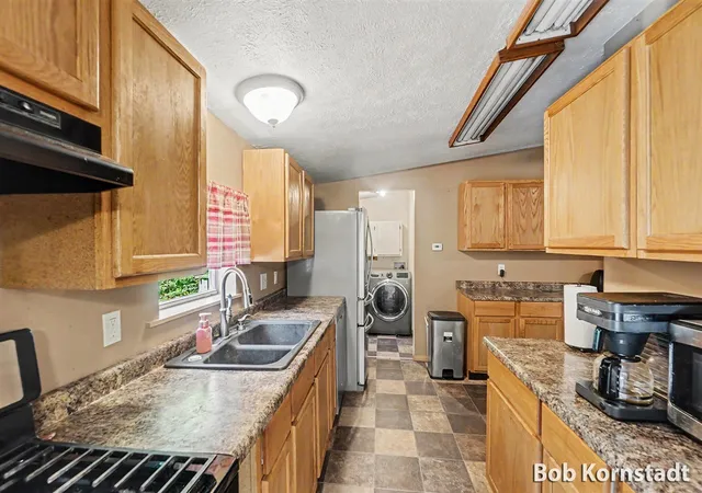 Homes for sale in Howard City, MI | 755 Cypress St, Howard City, MI 49329 | MLS# 70543714