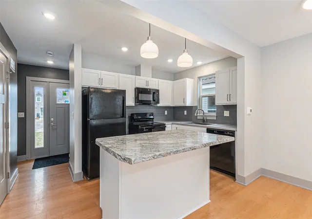 Photo 4 of Single family home for sale at 2058 Linden Ave, Grand Rapids, MI 49507 | MLS# 70537806 | Listing updated on 2026-07-13