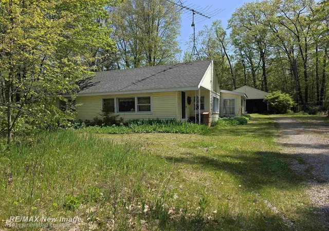 Homes for sale in West Branch, MI | 944 N Fairview Rd, West Branch, MI 48661 | MLS# 50210339