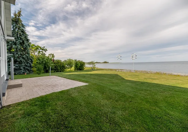 Homes for sale in Pinconning, MI | 5871 Sandy Dr, Pinconning, MI 48650 | MLS# 80069022