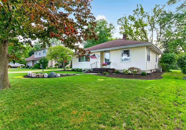 Photo 3 of Single family home for sale at 1329 Passolt St, Saginaw, MI 48638 | MLS# 50216833 | Listing updated on 2026-08-09