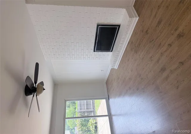 Photo 4 of Sale Pending at 830 Sheffield Dr, Madison Heights, MI 48071 | MLS# 61016022 | Listing updated on 2026-08-16
