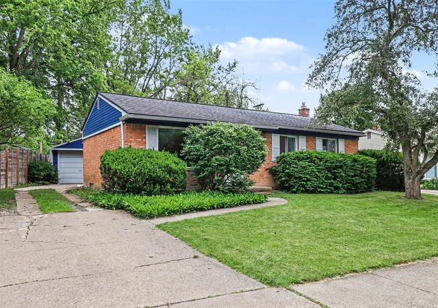Homes for sale in Ann Arbor, MI | 624 Susan Dr, Ann Arbor, MI 48103 | MLS# 70540136