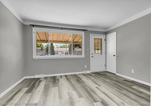 Photo 3 of Sale Pending at 13045 Sidonie Ave, Warren, MI 48089 | MLS# 61019409 | Listing updated on 2026-09-04