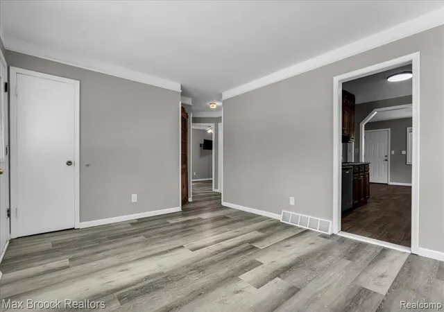 Photo 5 of Sale Pending at 13045 Sidonie Ave, Warren, MI 48089 | MLS# 61019409 | Listing updated on 2026-09-04