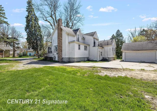 4th image of 1911 Lincoln Ave, Saginaw, MI 48601 | MLS# 50208898