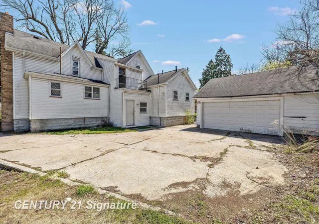5th image of 1911 Lincoln Ave, Saginaw, MI 48601 | MLS# 50208898