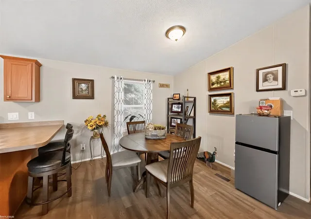 Photo 4 of Manufactured home for sale at 6039 Bentwood Cir, White Lake, MI 48383 | MLS# 50219375 | Listing updated on 2026-08-28
